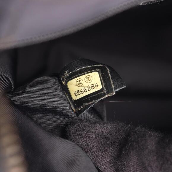 CHANEL Black Leather Backpack main image 4